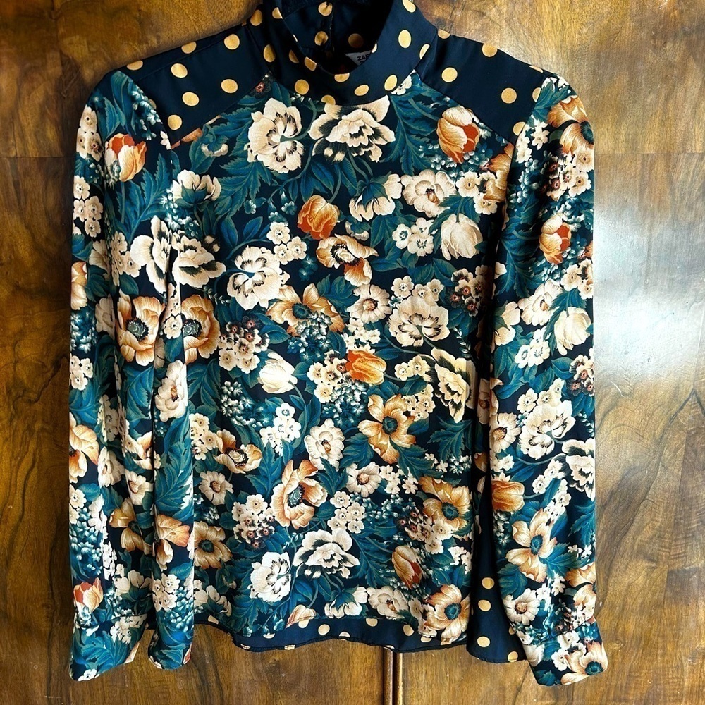 ZARA Blouse Size XS
